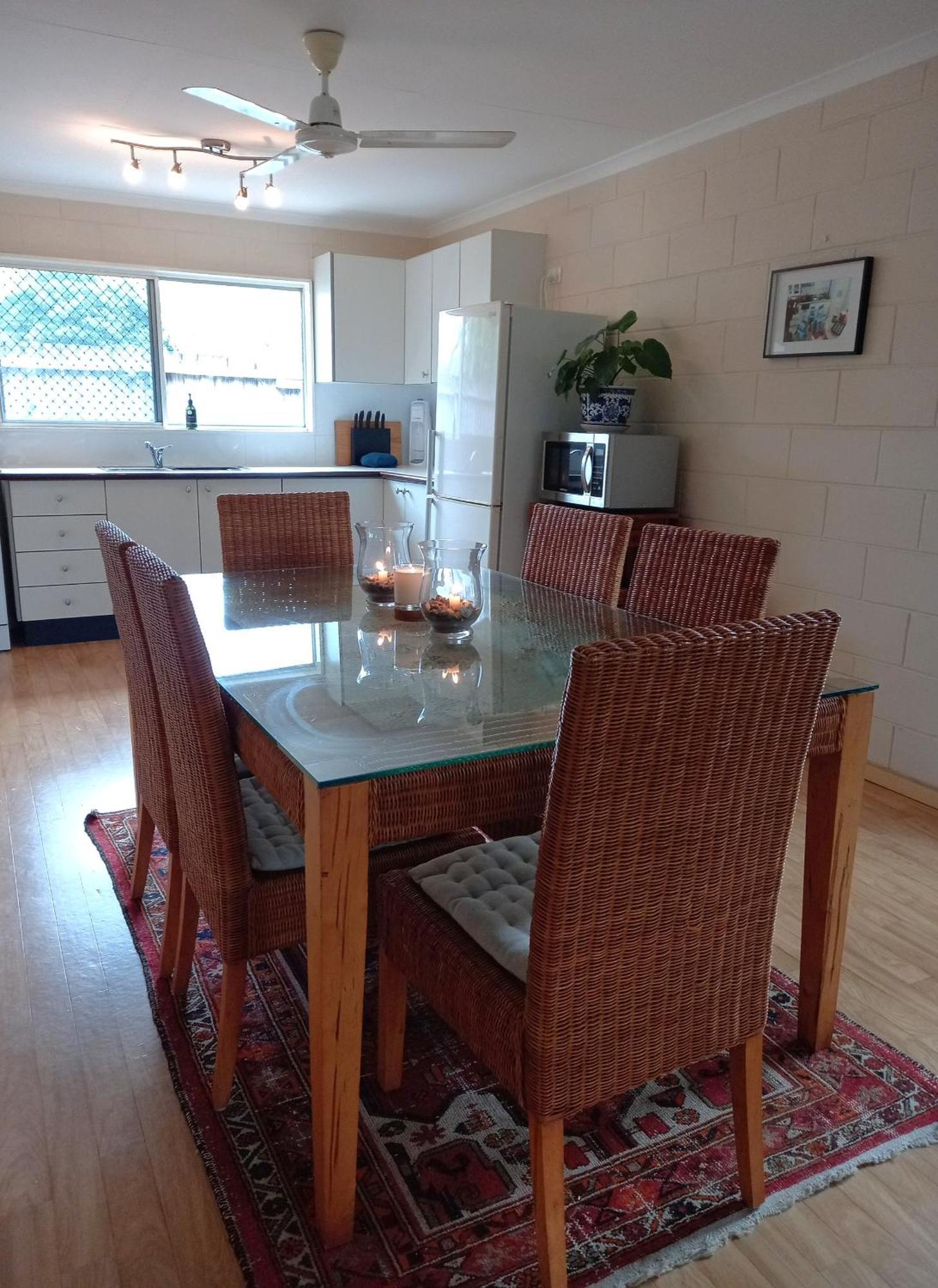 J & Ella'S Holiday House - 1 Bedroom, 1 Bathroom Home Cooktown Eksteriør billede