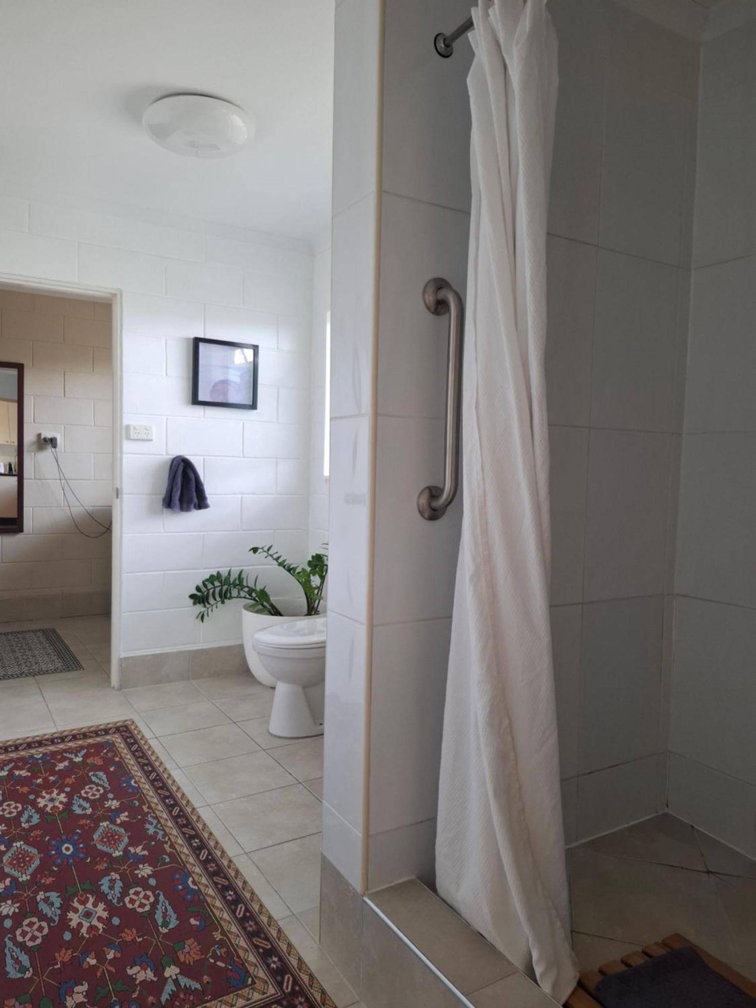 J & Ella'S Holiday House - 1 Bedroom, 1 Bathroom Home Cooktown Eksteriør billede